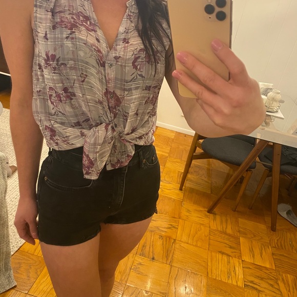 Joie 100% Silk floral sleeveless blouse Size Small - Picture 7 of 9